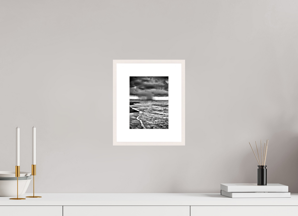 6 x 8″, Changeable Magnetic Frame Tempest on the Shore